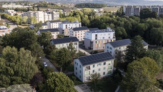 Gli abitanti della cooperativa edilizia La Paix di Nyon hanno formato una comunità di consumatori in seguito al risanamento energetico (2018 e 2021).